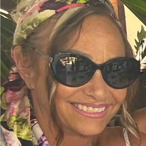 Meet your Posher, Donna